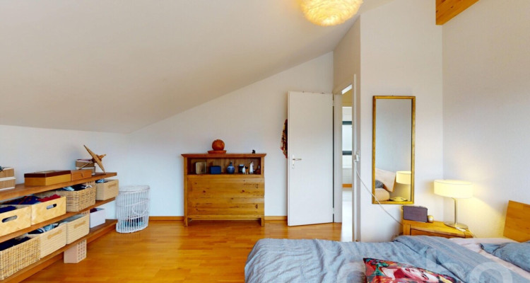 Maison familiale spacieuse avec logement indépendant image 10