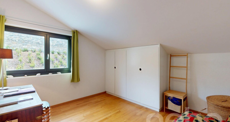 Maison familiale spacieuse avec logement indépendant image 12