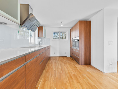 Magnifique maison située dans un écrin de verdure ! image 3