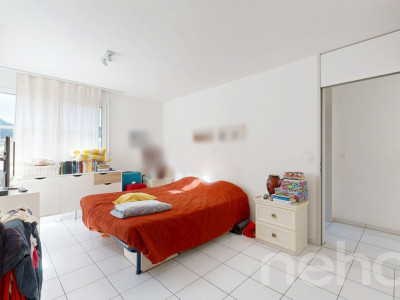 Grosszügige 5.5-Zimmer-Wohnung mit sonnigem Balkon und Bergsicht image 7