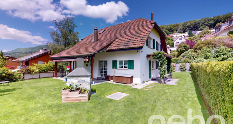 Attraktives 7.5-Zimmer Einfamilienhaus mit Einliegerwohnung image 1