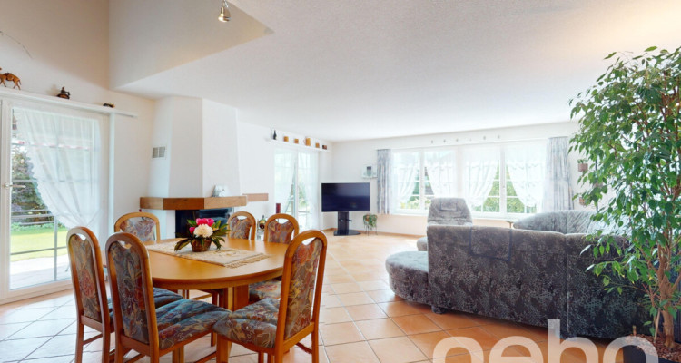 Attraktives 7.5-Zimmer Einfamilienhaus mit Einliegerwohnung image 2