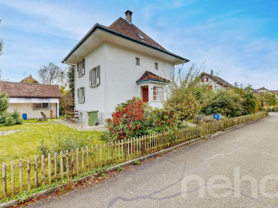 Freistehendes Einfamilienhaus mit vielseitigen Möglichkeiten image 1