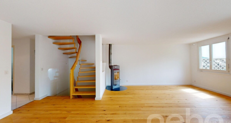 Attraktives 6.5-Zimmer Reiheneckhaus image 2