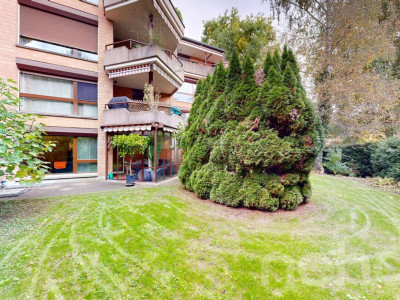 Gartenwohnung mit Wintergarten und Bastelraum an zentraler Lage image 1