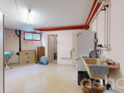 Gartenwohnung mit Wintergarten und Bastelraum an zentraler Lage image 11