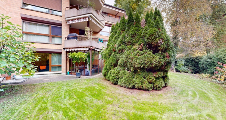 Gartenwohnung mit Wintergarten und Bastelraum an zentraler Lage image 1