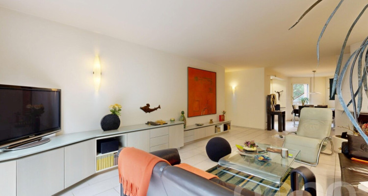 Gartenwohnung mit Wintergarten und Bastelraum an zentraler Lage image 5