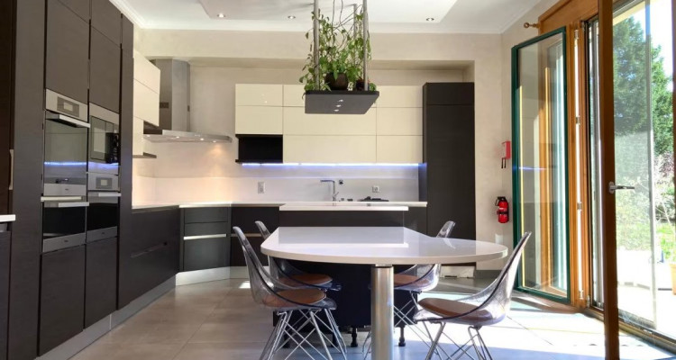 For Rent: Luxury modern half-furnished villa in a quiet and green setting. image 3