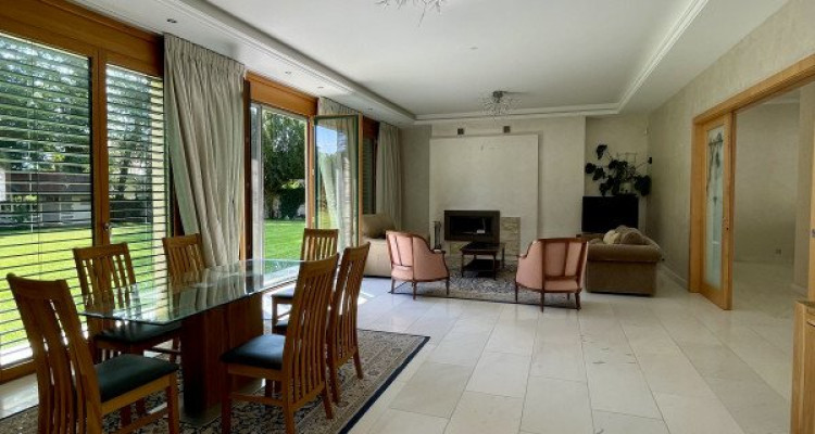 For Rent: Luxury modern half-furnished villa in a quiet and green setting. image 4