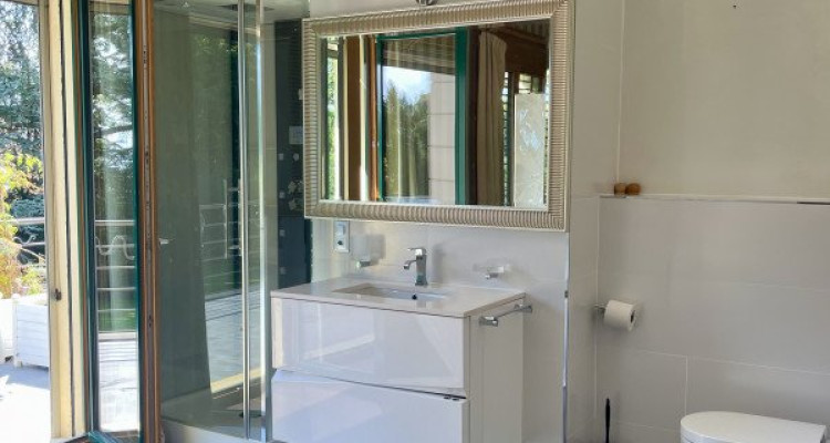 For Rent: Luxury modern half-furnished villa in a quiet and green setting. image 9