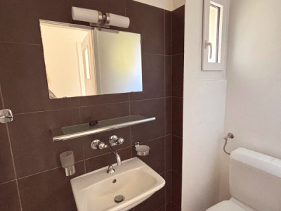 A louer à l’étage, un 4.5 pièces d’env. 80m2 à La Tour de Peilz  image 8