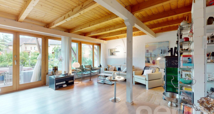 Grosszügiges Reihen-Einfamilienhaus mit wunderschönem Garten image 1