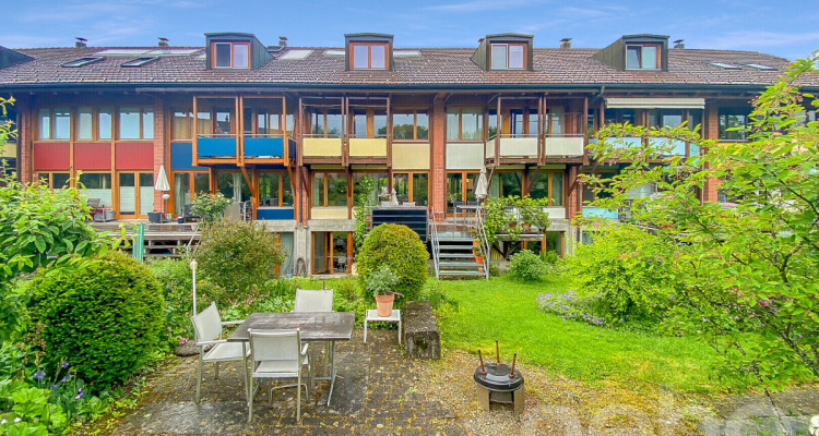 Grosszügiges Reihen-Einfamilienhaus mit wunderschönem Garten image 3