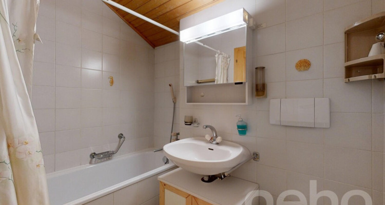 Refuge familial face aux Dents du Midi, au pied des pistes! image 11