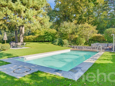 Einfamilienhaus mit Aussenpool und viel Privatsphäre image 4