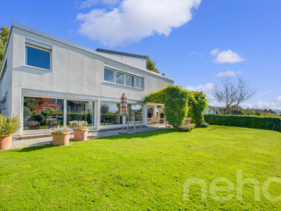 Einfamilienhaus mit Aussenpool und viel Privatsphäre image 5