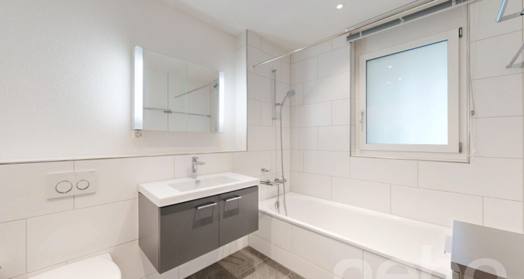 Sehr gepflegte 2.5-Zimmer Wohnung mit gedecktem Balkon an ruhiger Lage image 7