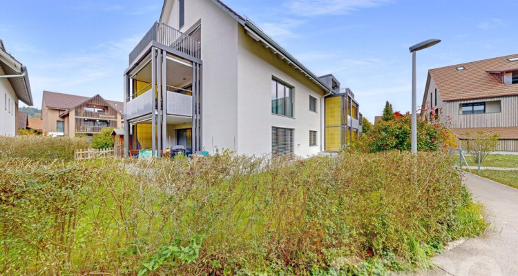 Sehr gepflegte 2.5-Zimmer Wohnung mit gedecktem Balkon an ruhiger Lage image 11