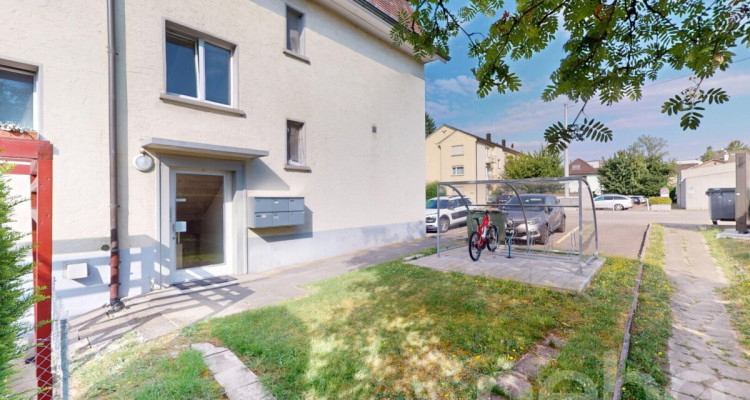 Renovierte 4.5-Zimmer-Wohnung in Zürich-Seebach image 9