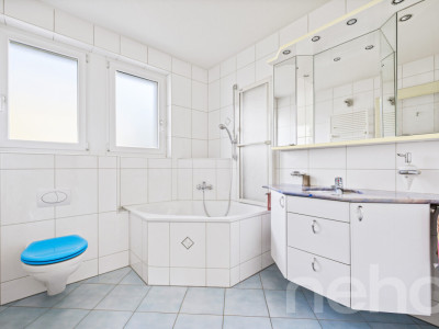 Freistehendes Einfamilienhaus mit Potenzial im Zentrum von Ittigen image 7