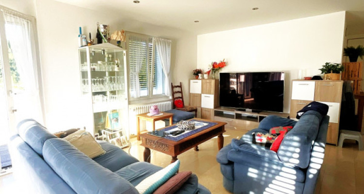 🌿 Penthalaz – Villa familiale rénovée avec appartement indépendant aménagé image 5