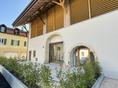 Charmant duplex 4.5 pièces avec mezzanine dans ferme rénovée image 1