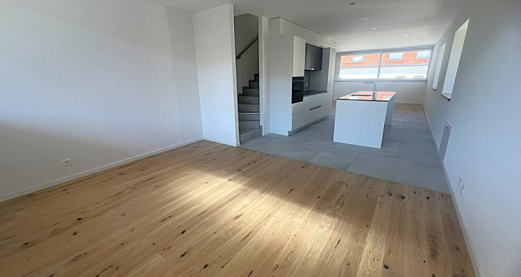 Charmant duplex 4.5 pièces avec mezzanine dans ferme rénovée image 5