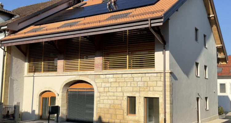 Charmant duplex 4.5 pièces avec mezzanine dans ferme rénovée image 2