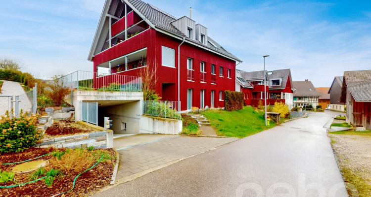 13 Minuten von Winterthur entfernt - Wohnen auf zwei Geschossen image 2