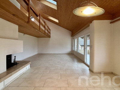 Helle Galeriewohnung mit Balkon image 2