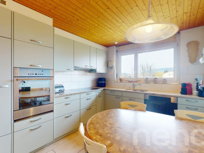 Helle Galeriewohnung mit Balkon image 4