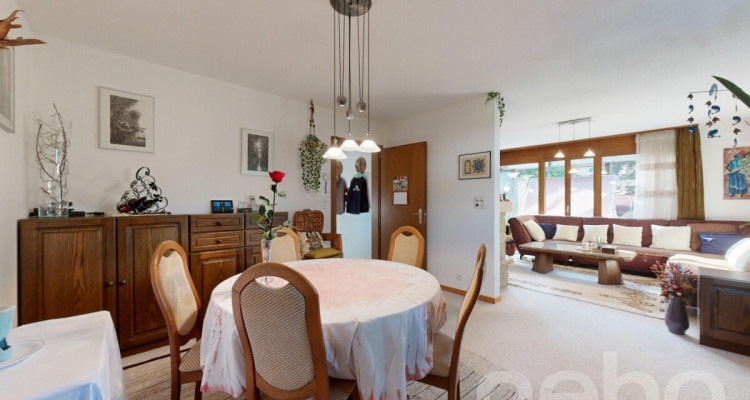 Charmante maison offrant un bel espace extérieur et une véranda image 11