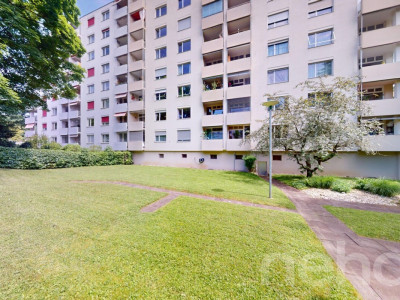 Modern renovierte 3.5-Zimmer-Wohnung mit Weitblick ins Grüne in Basel image 4
