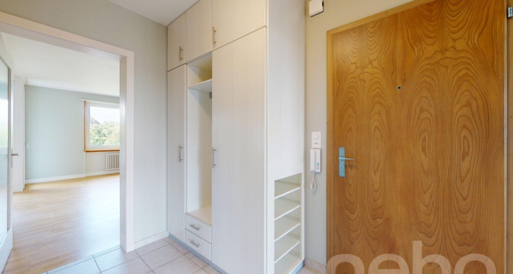 Modern renovierte 3.5-Zimmer-Wohnung mit Weitblick ins Grüne in Basel image 9