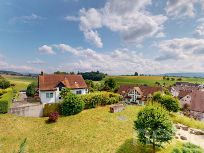 Aussergewöhnliche Wohnung mit gehobenem Wohnambiente image 8