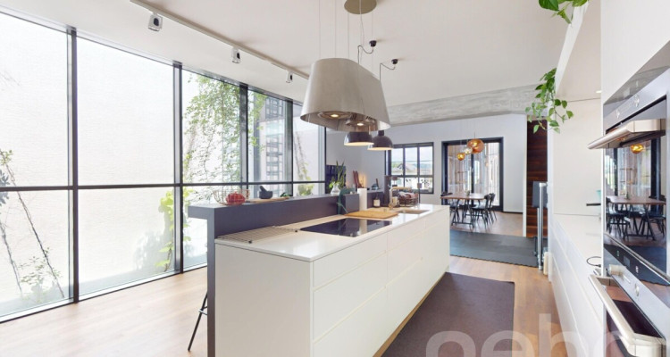 Aussergewöhnliche Wohnung mit gehobenem Wohnambiente image 3