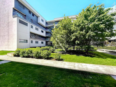 Duplex 3.5 piÃ¨ces Ã  St-Sulpice : Confort moderne Ã  deux pas du lac ! image 2