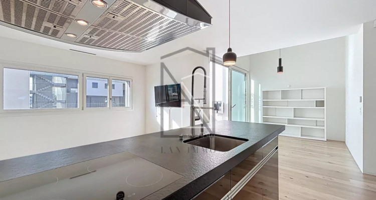 Duplex 3.5 piÃ¨ces Ã  St-Sulpice : Confort moderne Ã  deux pas du lac ! image 1