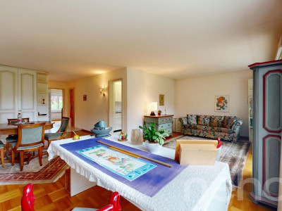 Praktische 3.5-Zimmer-Wohnung in ruhiger Lage nahe Stadtzentrum image 5