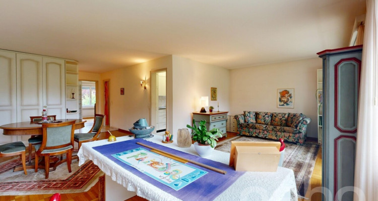 Praktische 3.5-Zimmer-Wohnung in ruhiger Lage nahe Stadtzentrum image 5