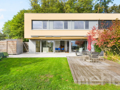 Exklusive Doppelhaushälfte mit Garten und Weitblick in Reinach image 12