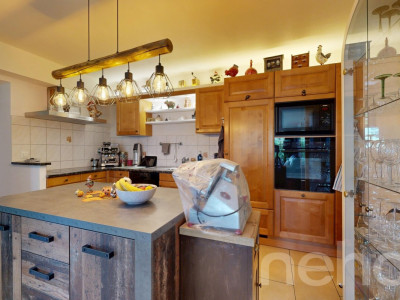 Charmant immeuble avec grange, garde-meuble et local commercial image 10