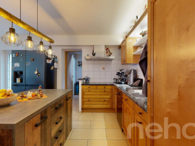 Charmant immeuble avec grange, garde-meuble et local commercial image 11