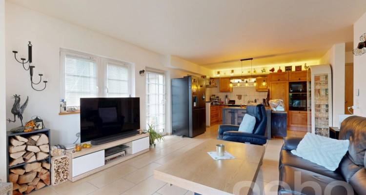 Charmant immeuble avec grange, garde-meuble et local commercial image 9