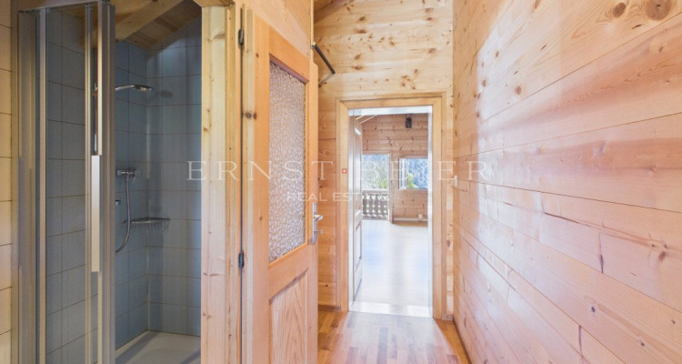 Beau chalet avec grange attenante et vue panoramique - environnement paisible image 3