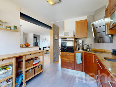 Appartement 4.5p traversant avec vue dégagée à La Chaux-de-Fonds image 5