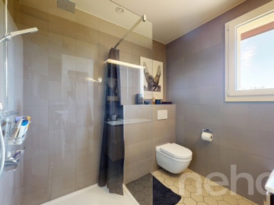 Giez: Villa familiale de 6.5 pièces rénovée avec soin image 9