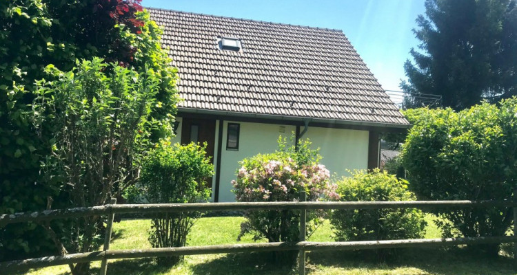 Jolie villa individuelle de 6,5 pièces idéalement située à Le Vaud image 1