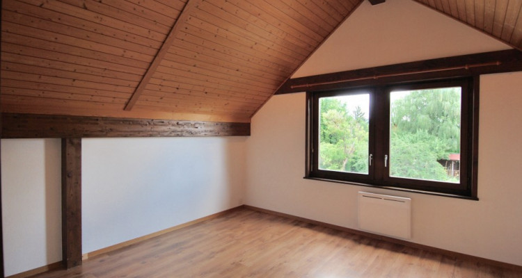 Jolie villa individuelle de 6,5 pièces idéalement située à Le Vaud image 13